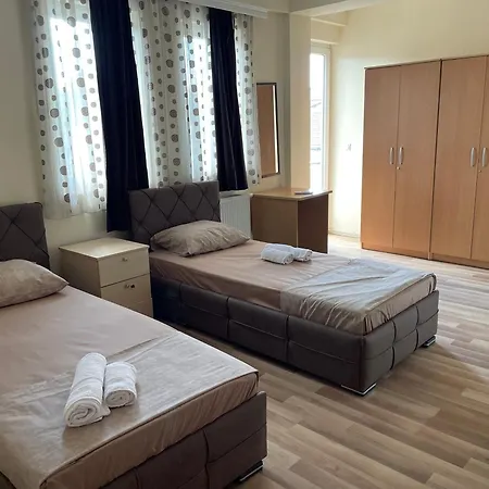 Balkan Hotell 3*